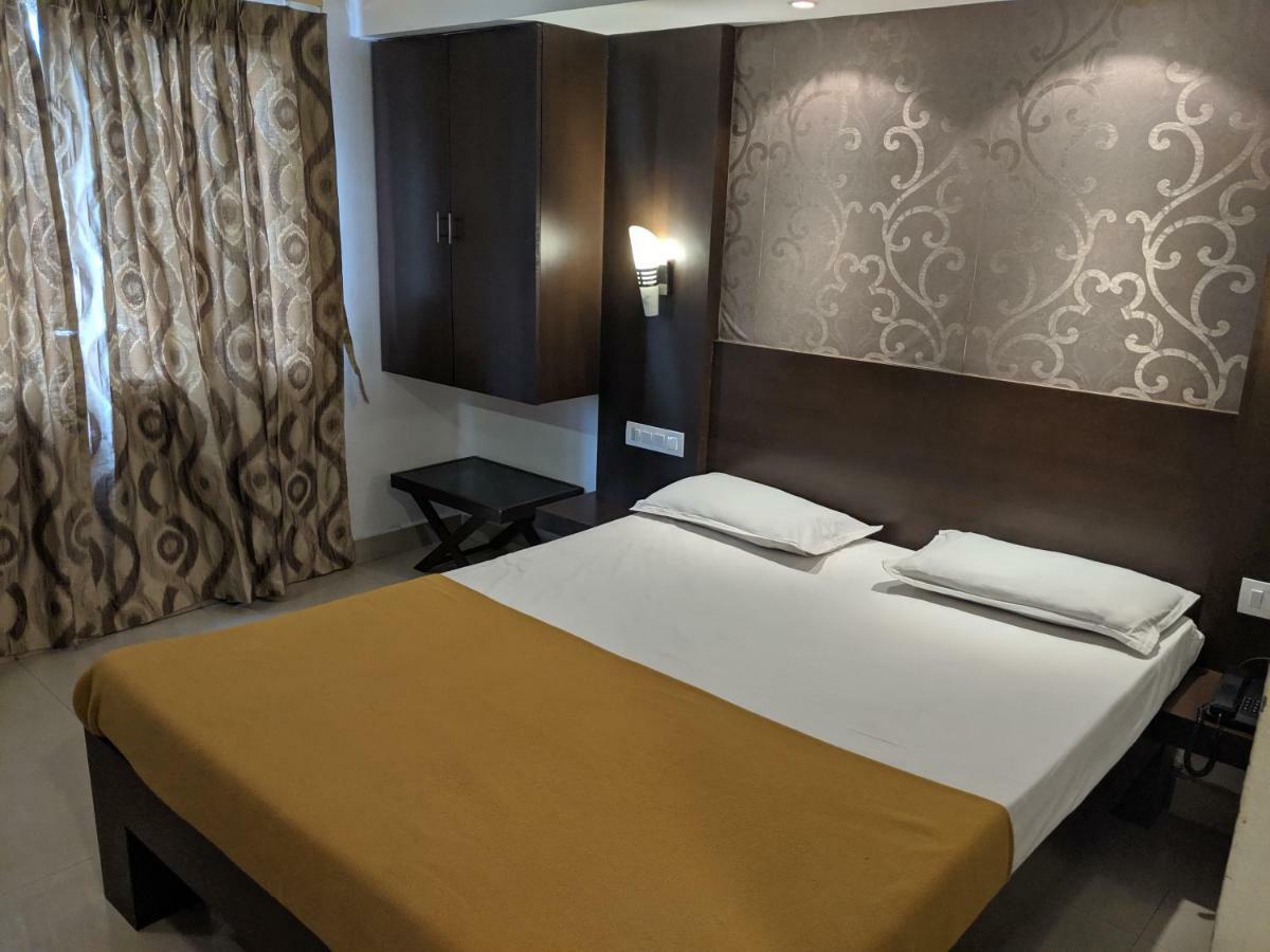 Hotel Aashraya Mysore Exterior foto