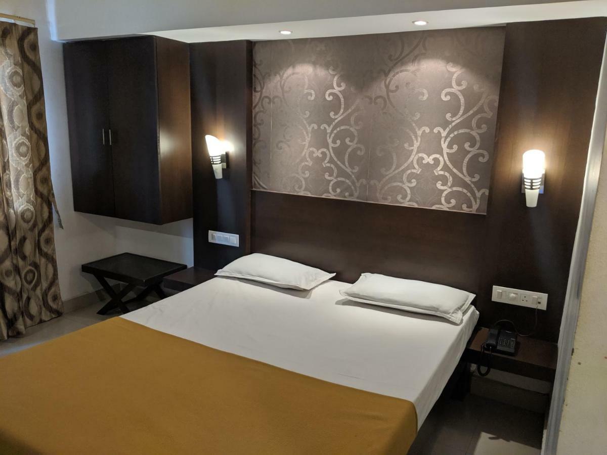 Hotel Aashraya Mysore Exterior foto