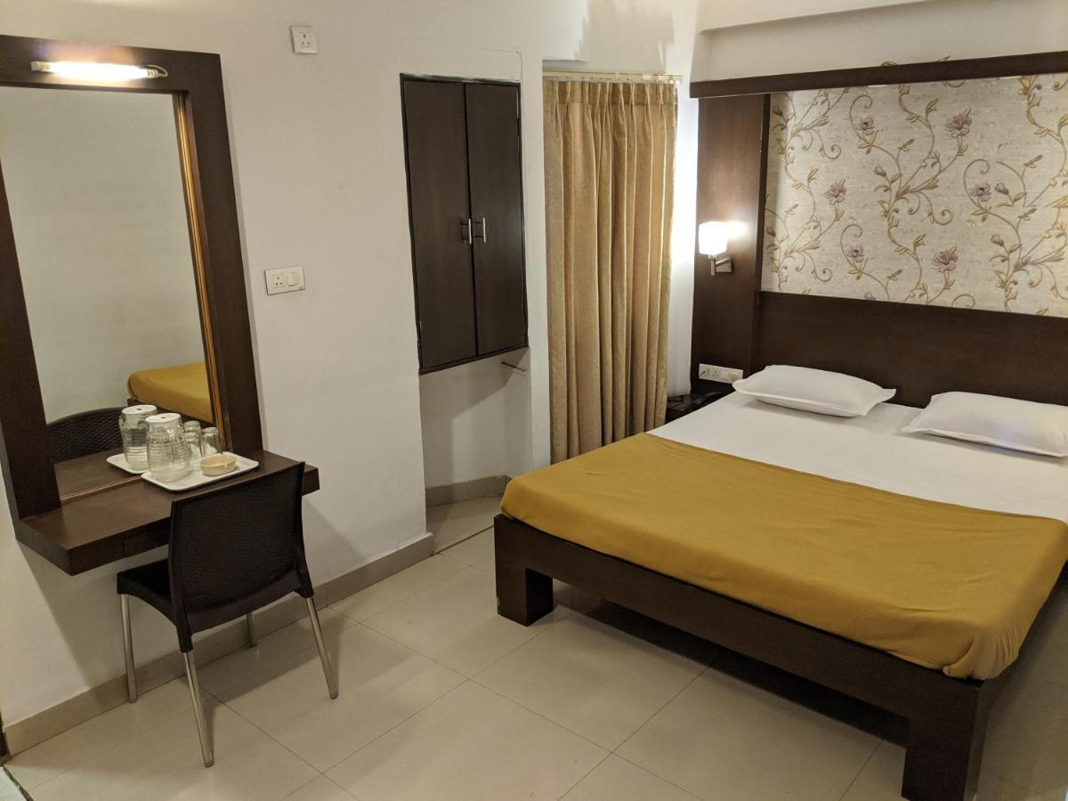 Hotel Aashraya Mysore Exterior foto